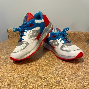 BRAND NWOT NEVER WORN BEFORE SAUCONY 4000 JAZZ. COLLABORATION W BOSTON CH